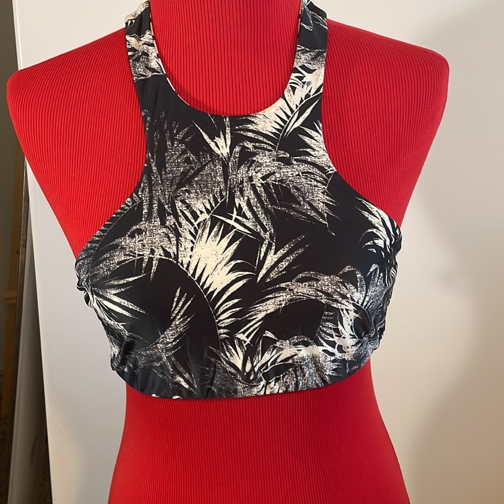 Reversible Printed Cropped Swim Top - Picture 3 of 4